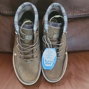 Hey Dude Men's Tan Boots